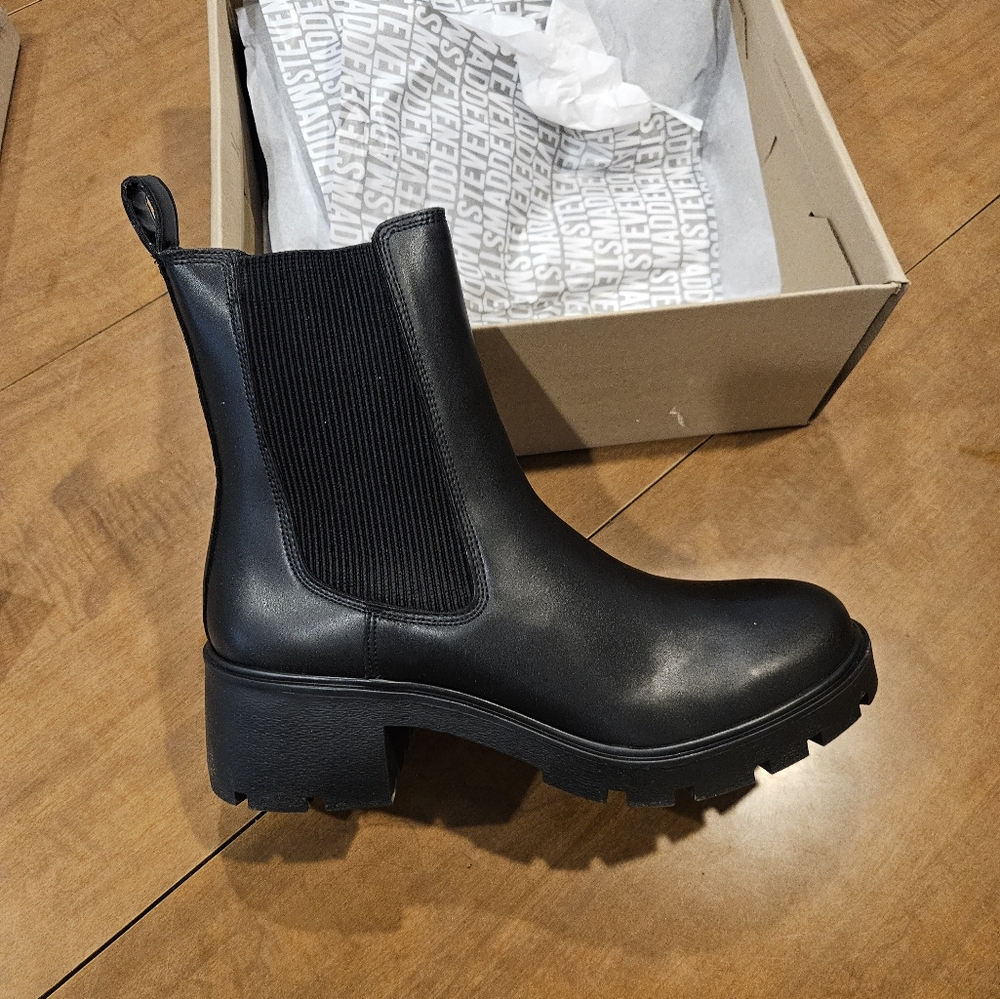Steve madden ankle boots
